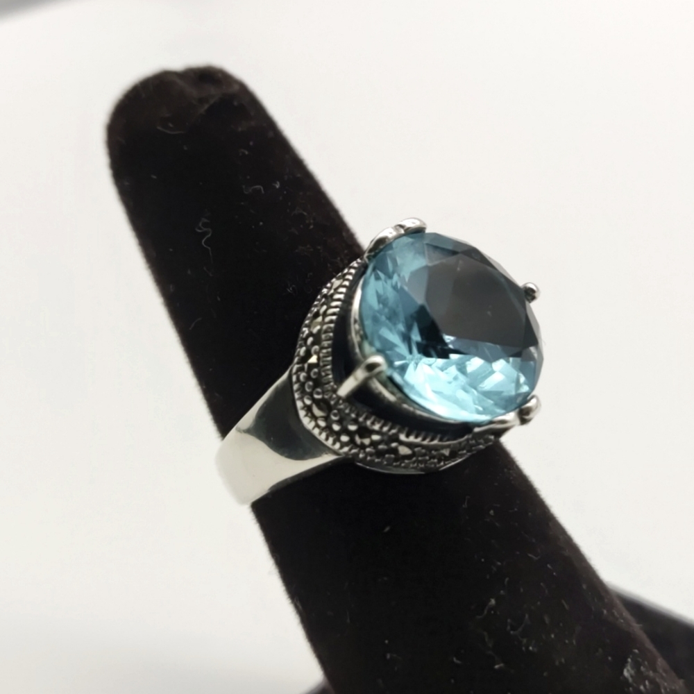 Elegant Marcasite Sterling Silver Ring😍😌
